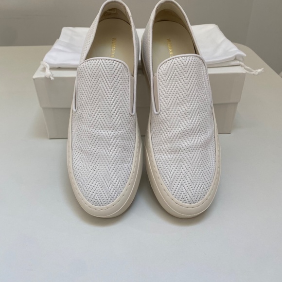 Common Projects Slip-On Sneaker Suede Basket Weave in Off White sz 39 New in Box - Picture 5 of 9
